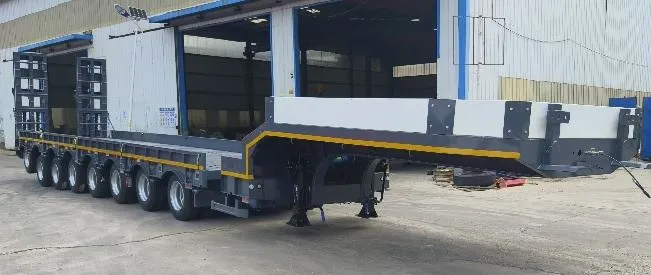 Didelis krovinių transportavimo pusiau traveratorius